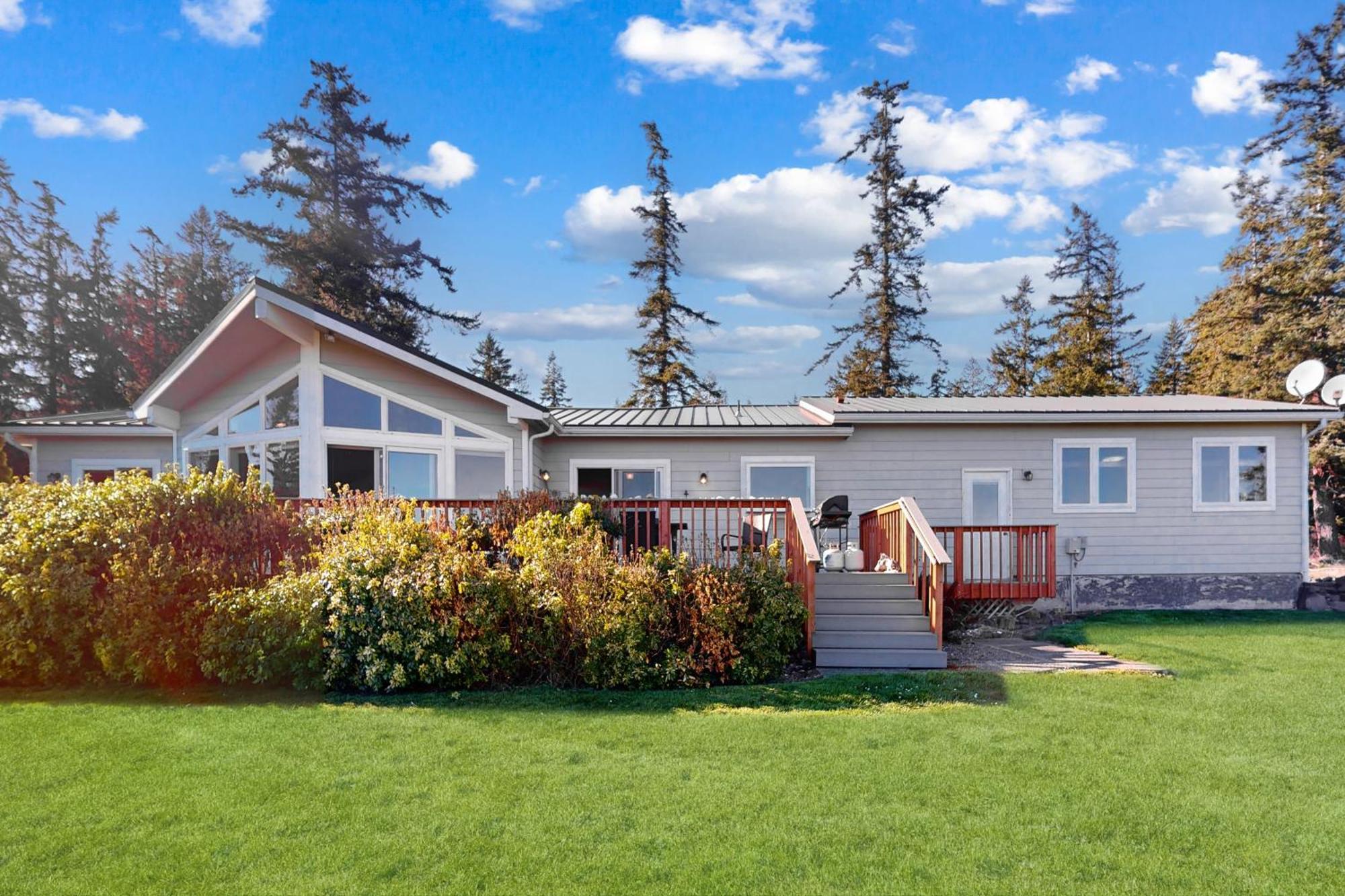 Marrowstone Island Beach Home Exterior photo